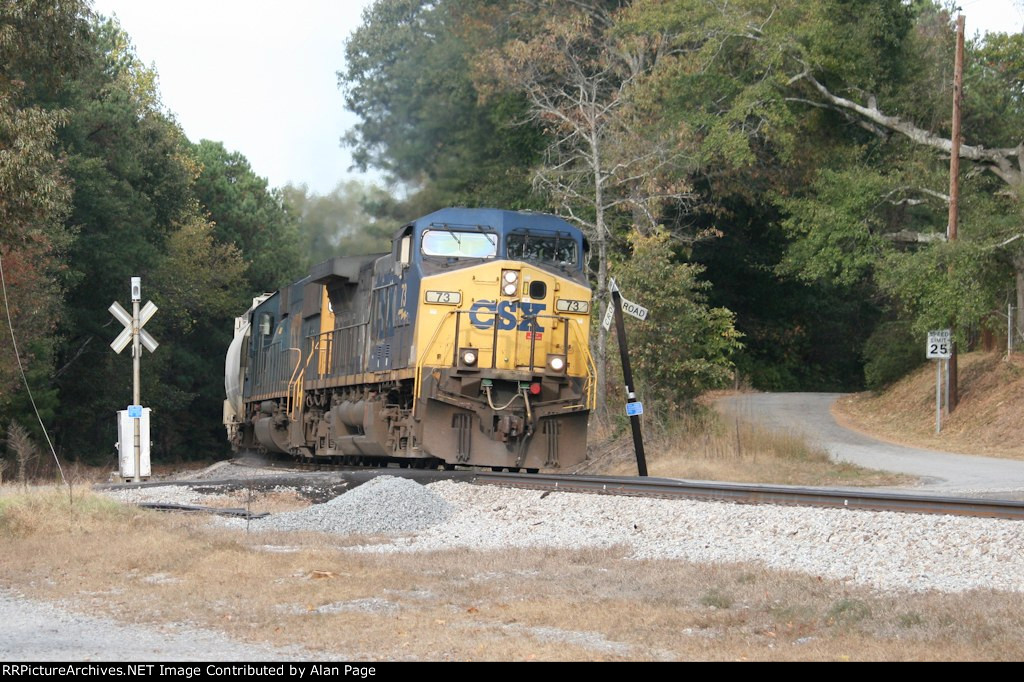 CSX 73 and 8533 cross Westbrook Road